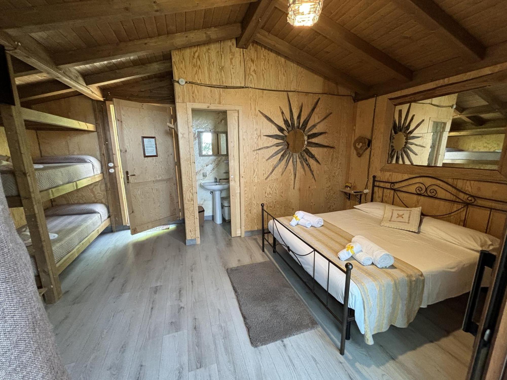 מסינה B & B Le Casette Sull'Albero Di Villa Alba מראה חיצוני תמונה