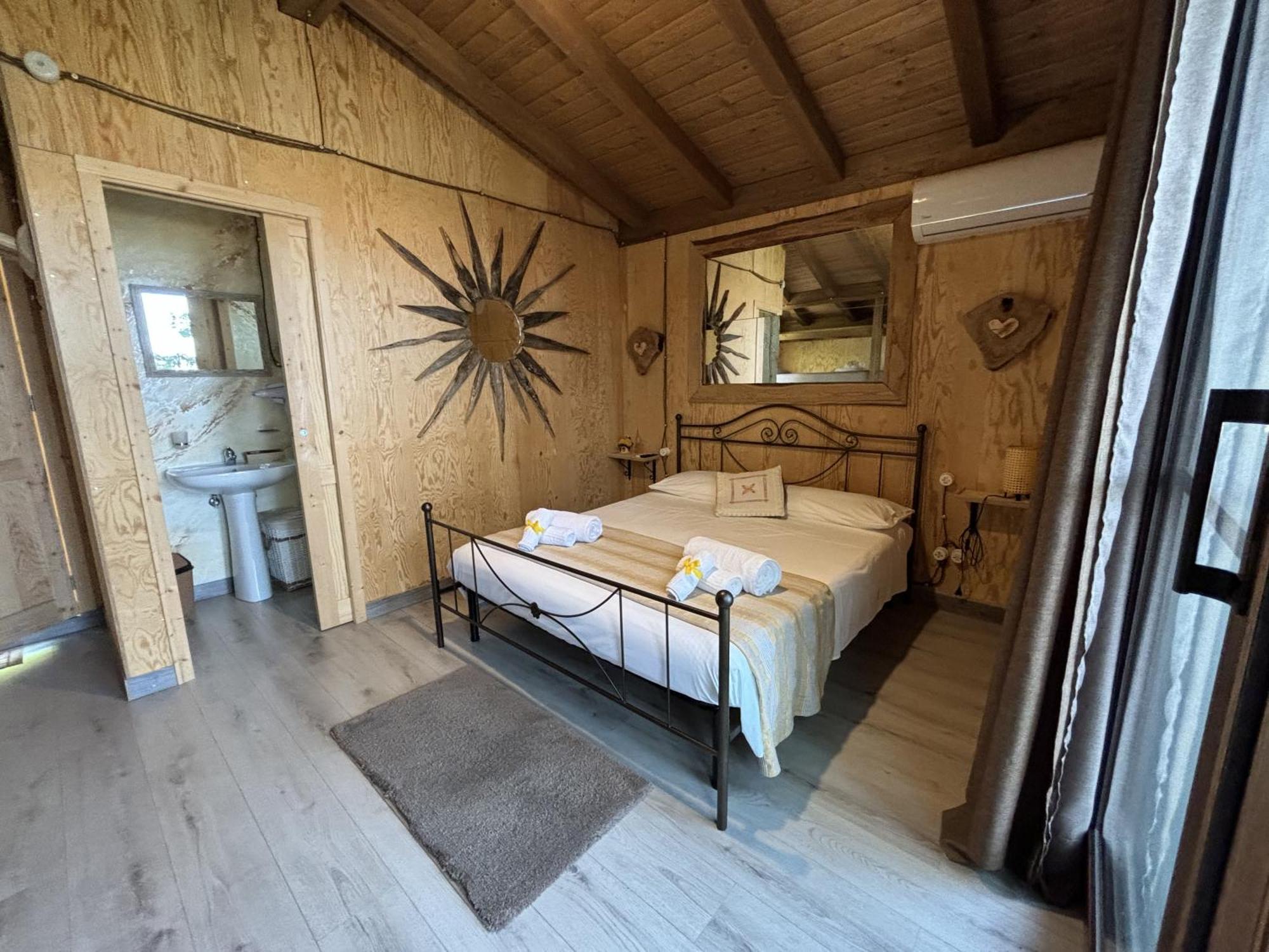 מסינה B & B Le Casette Sull'Albero Di Villa Alba מראה חיצוני תמונה